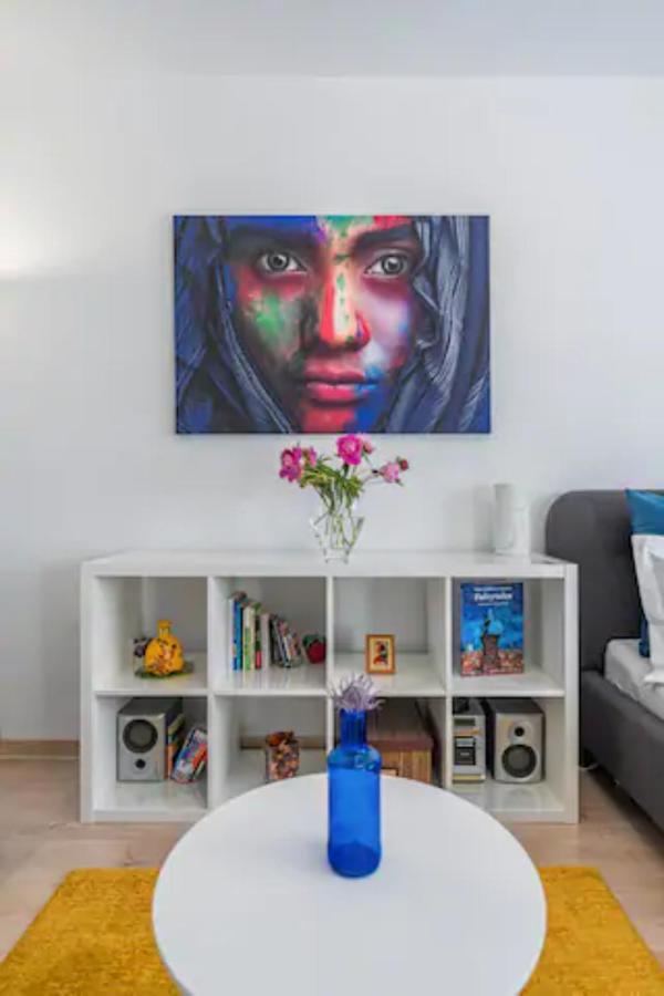Cosy & Chic Studio Close By Victoria Square Bucareste Exterior foto