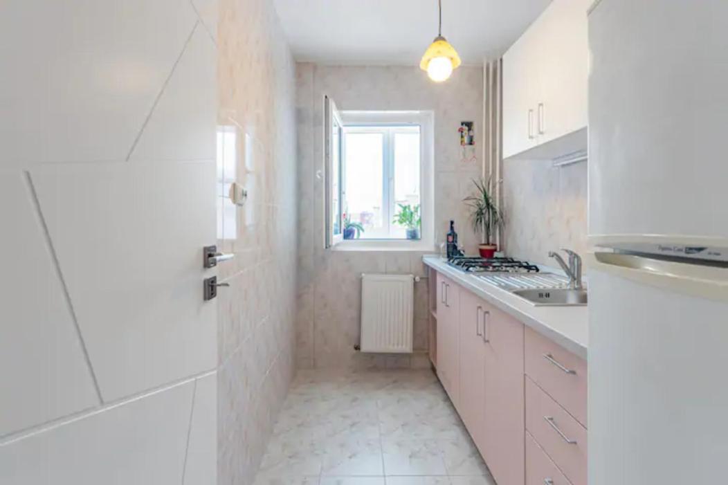Cosy & Chic Studio Close By Victoria Square Bucareste Exterior foto