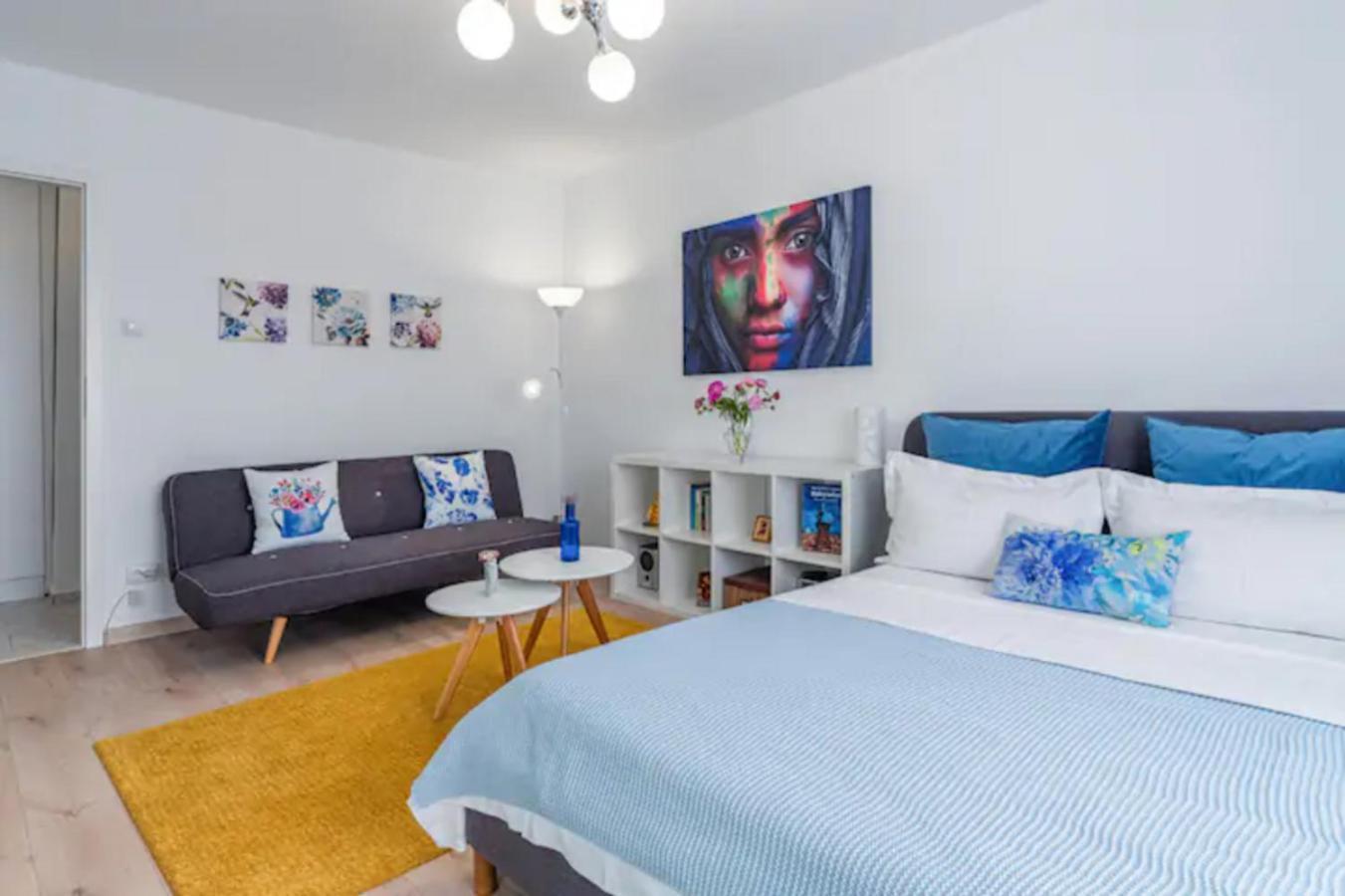 Cosy & Chic Studio Close By Victoria Square Bucareste Exterior foto